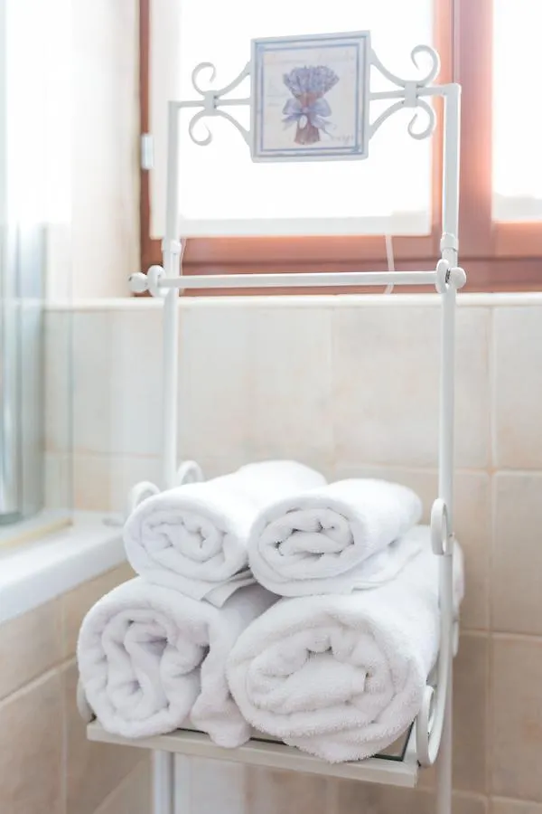 Palazzo Angelica B&B Adults Only Oprtalj Hırvatistan