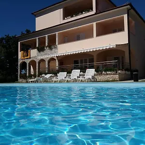 Maison d'hôtes Pansion Oliva