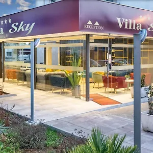 Hotel Sky ***